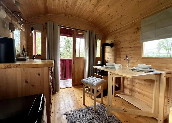 Kuscheltage Im Zirkuswagen Am Kanal Im Muensterland شقة